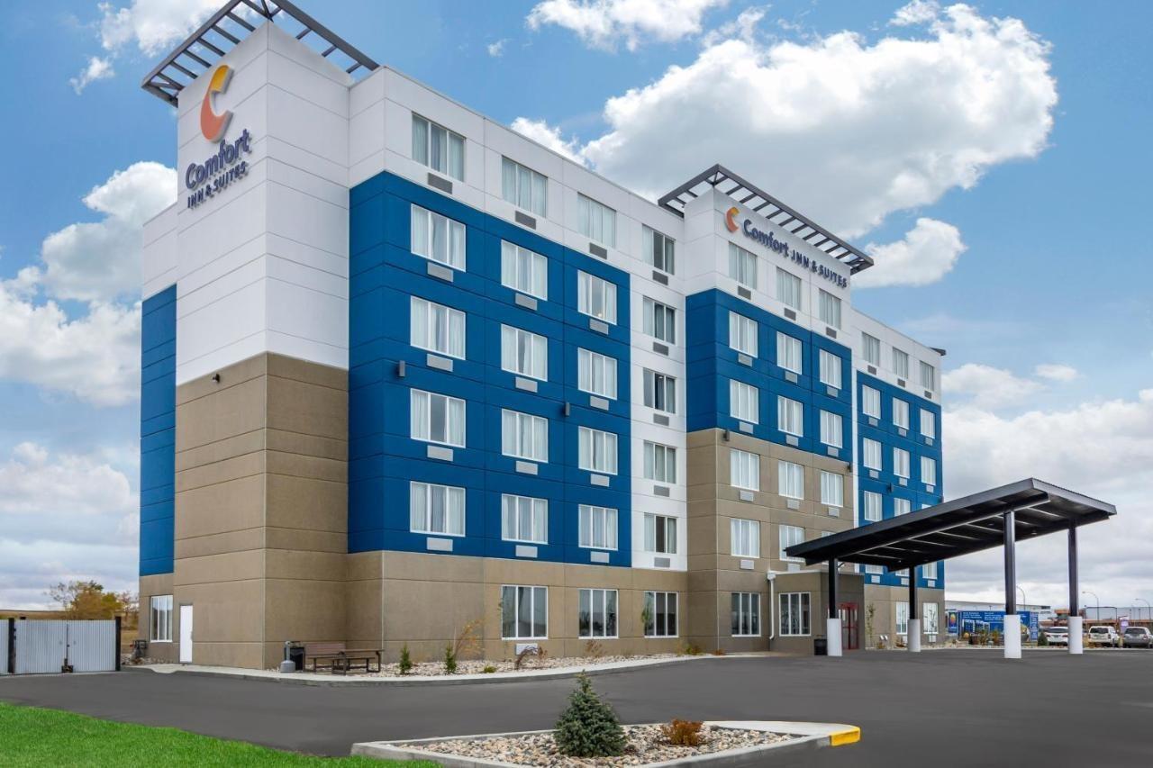 Comfort Inn & Suites Север Батлфорд Экстерьер фото